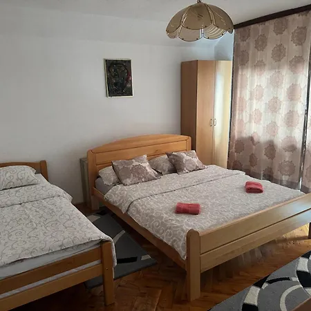 Apartment Aida